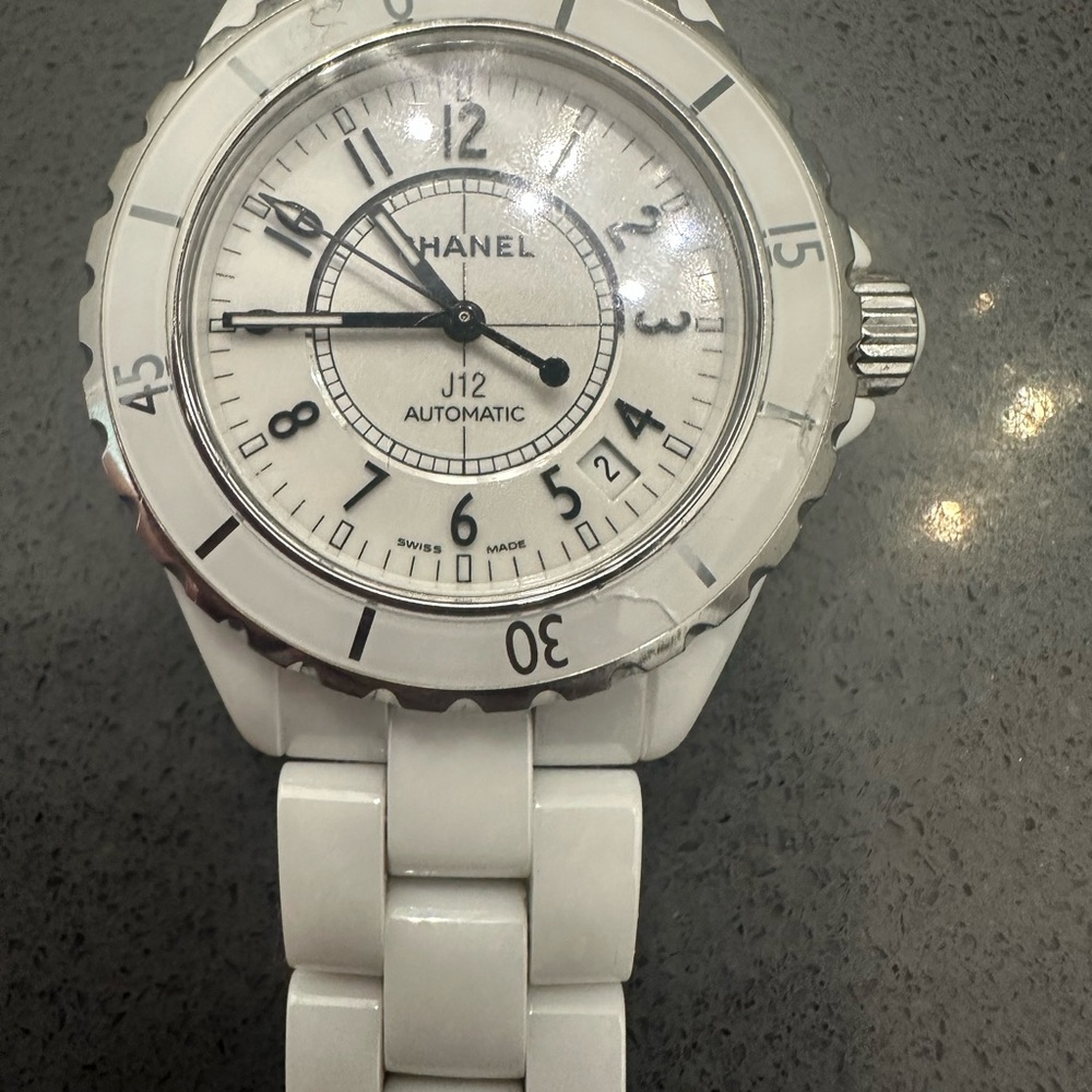 Chanel watch - Picture 5 of 12